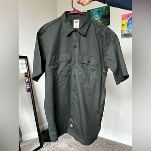 Dickies Men's Dark green Short Sleeve Shirt
